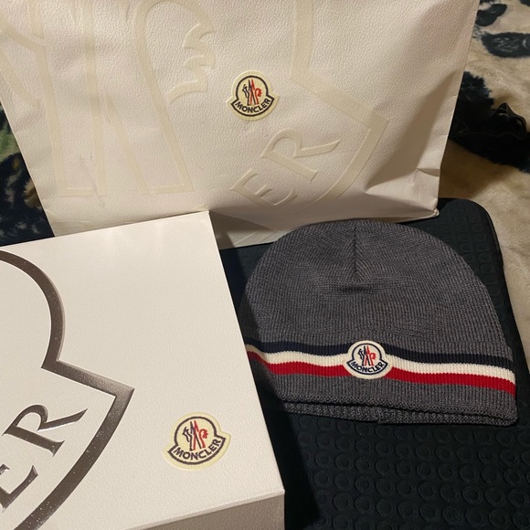 Moncler beanie